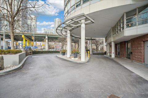 Photo 3 at 809 - 550 Queens Quay W, Waterfront Communities C1, Toronto