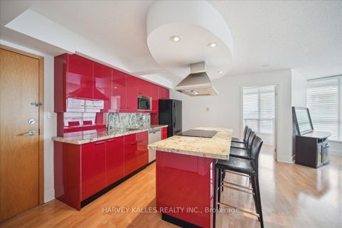 Photo 12 at 809 - 550 Queens Quay W, Waterfront Communities C1, Toronto