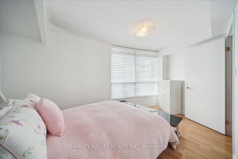 Photo 28 at 809 - 550 Queens Quay W, Waterfront Communities C1, Toronto