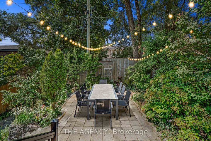 Photo 2 at 172 Brookside Drive, Danforth, Toronto