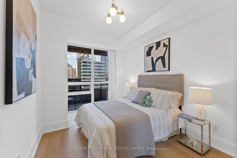 Photo 16 at 719 - 70 Roehampton Avenue, Mount Pleasant West, Toronto