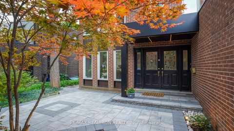 Photo 1 at 47 Robinter Drive, Newtonbrook East, Toronto