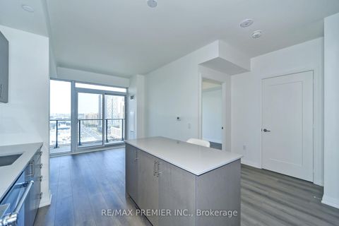 Photo 6 at 1509 - 9000 Jane Street, Vellore Village, Vaughan