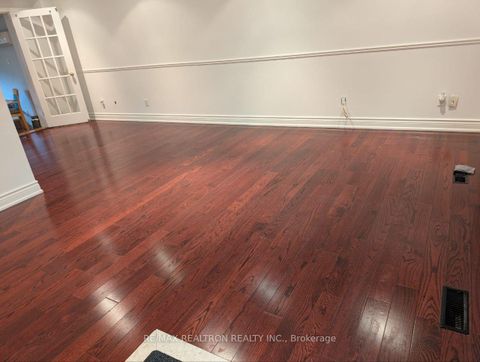 Photo 6 at 28 Lakeland Crescent, Oak Ridges Lake Wilcox, Richmond Hill