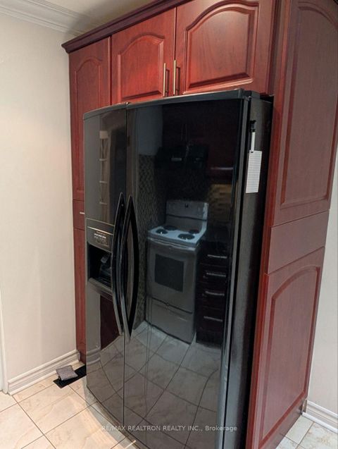 Photo 10 at 28 Lakeland Crescent, Oak Ridges Lake Wilcox, Richmond Hill