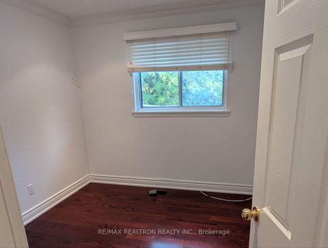 Photo 14 at 28 Lakeland Crescent, Oak Ridges Lake Wilcox, Richmond Hill