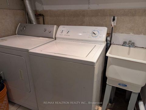 Photo 19 at 28 Lakeland Crescent, Oak Ridges Lake Wilcox, Richmond Hill