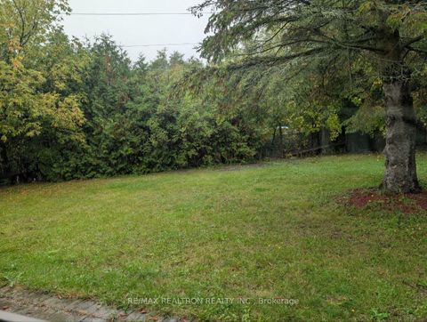 Photo 21 at 28 Lakeland Crescent, Oak Ridges Lake Wilcox, Richmond Hill