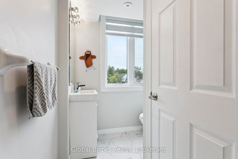 Photo 22 at 203 - 3400 Lake Shore Boulevard W, Long Branch, Toronto
