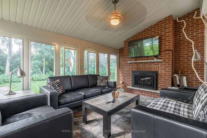 Photo 14 at 1169 Greening Avenue, Lakeview, Mississauga