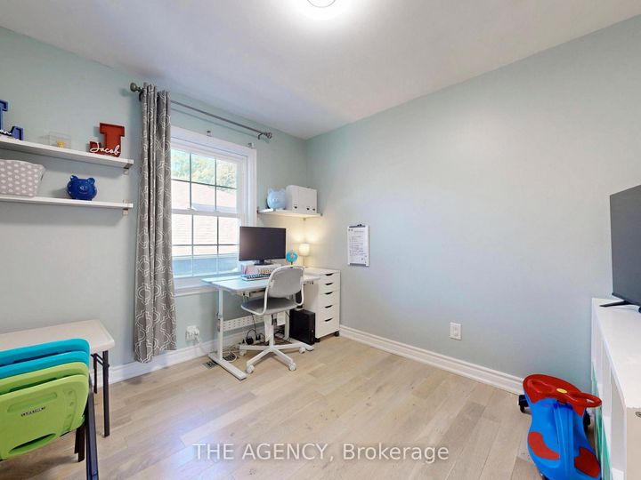 Photo 11 at 102 Meldazy Drive, Bendale, Toronto