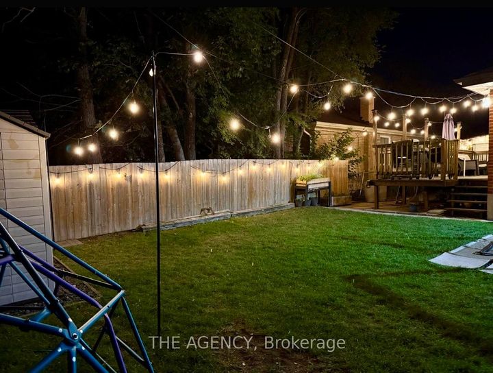 Photo 36 at 102 Meldazy Drive, Bendale, Toronto