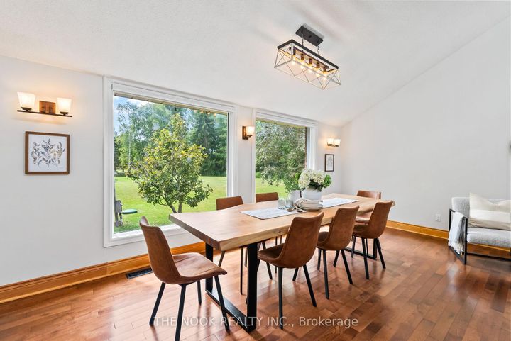 Photo 11 at 10 Stone Sound Drive, Port Perry, Scugog