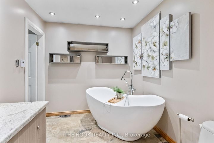 Photo 36 at 10 Stone Sound Drive, Port Perry, Scugog