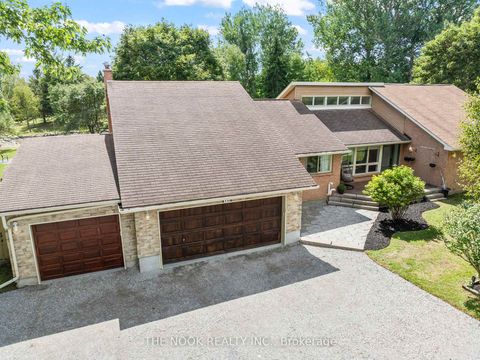 Photo 2 at 10 Stone Sound Drive, Port Perry, Scugog