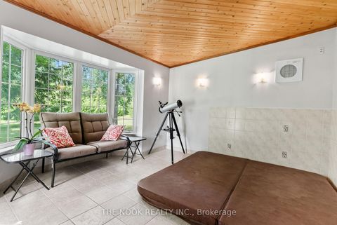Photo 37 at 10 Stone Sound Drive, Port Perry, Scugog