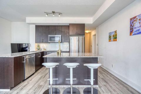 Photo 9 at 202A - 9608 Yonge Street, North Richvale, Richmond Hill