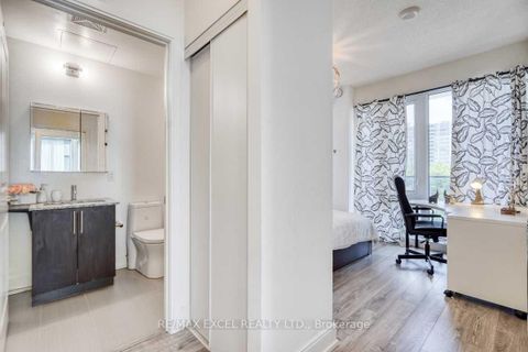 Photo 14 at 202A - 9608 Yonge Street, North Richvale, Richmond Hill