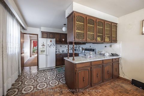 Photo 6 at 54 Wright Avenue, Roncesvalles, Toronto