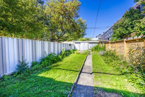 Photo 18 at 54 Wright Avenue, Roncesvalles, Toronto