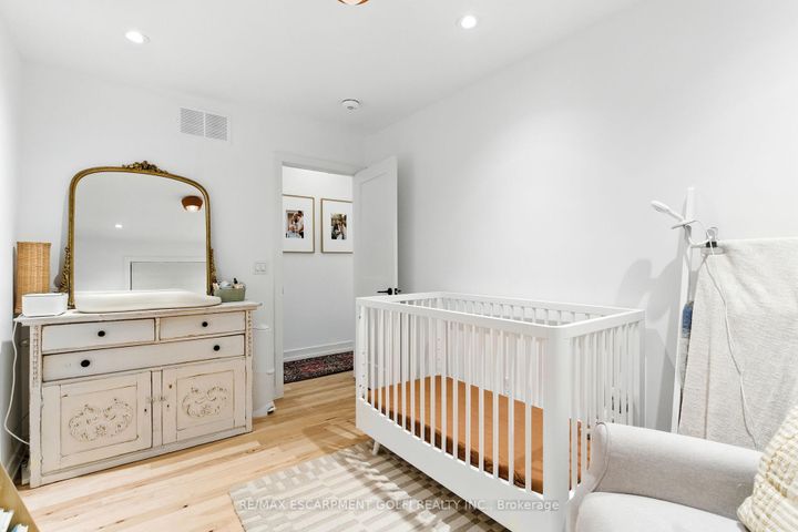 Photo 27 at 369 Charlton Avenue W, Kirkendall, Hamilton