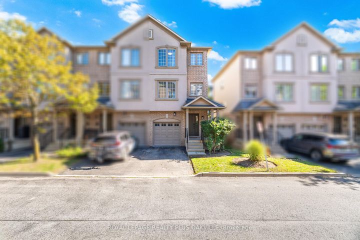 Photo 2 at 5 - 1248 Guelph Line, Mountainside, Burlington