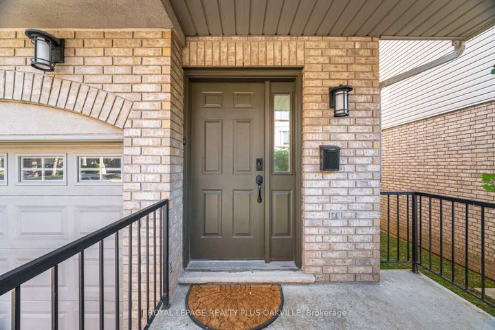 Photo 4 at 5 - 1248 Guelph Line, Mountainside, Burlington