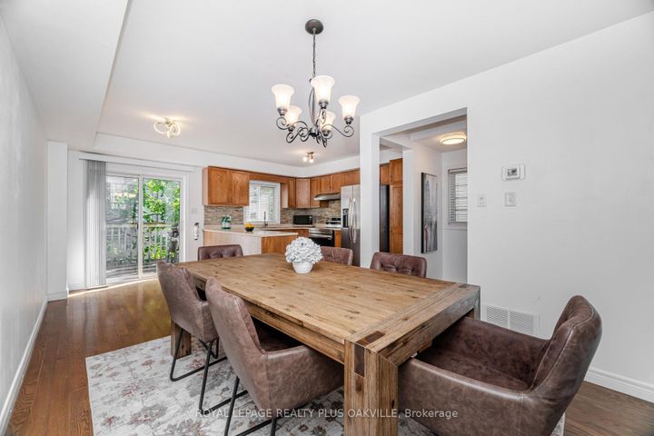 Photo 10 at 5 - 1248 Guelph Line, Mountainside, Burlington