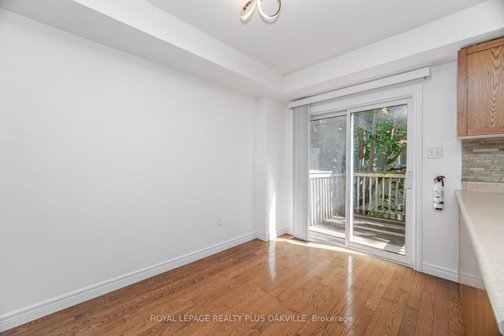 Photo 12 at 5 - 1248 Guelph Line, Mountainside, Burlington