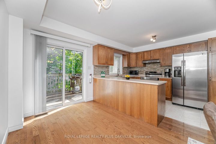 Photo 15 at 5 - 1248 Guelph Line, Mountainside, Burlington