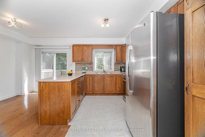 Photo 16 at 5 - 1248 Guelph Line, Mountainside, Burlington