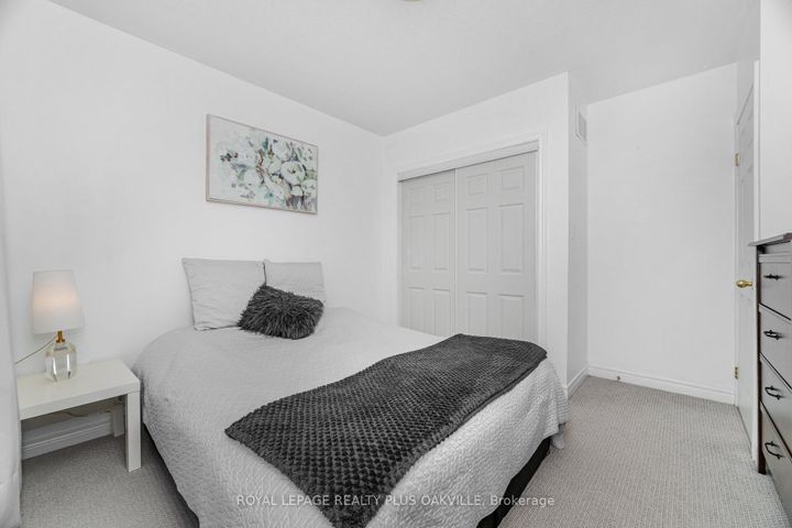 Photo 34 at 5 - 1248 Guelph Line, Mountainside, Burlington