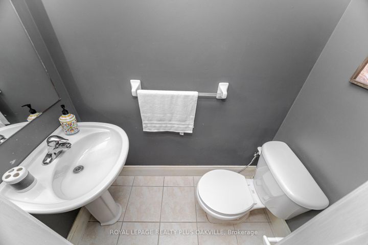 Photo 43 at 5 - 1248 Guelph Line, Mountainside, Burlington