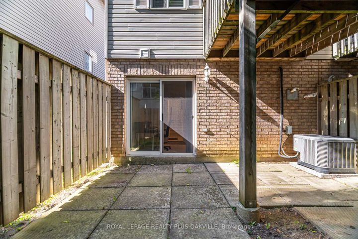 Photo 45 at 5 - 1248 Guelph Line, Mountainside, Burlington