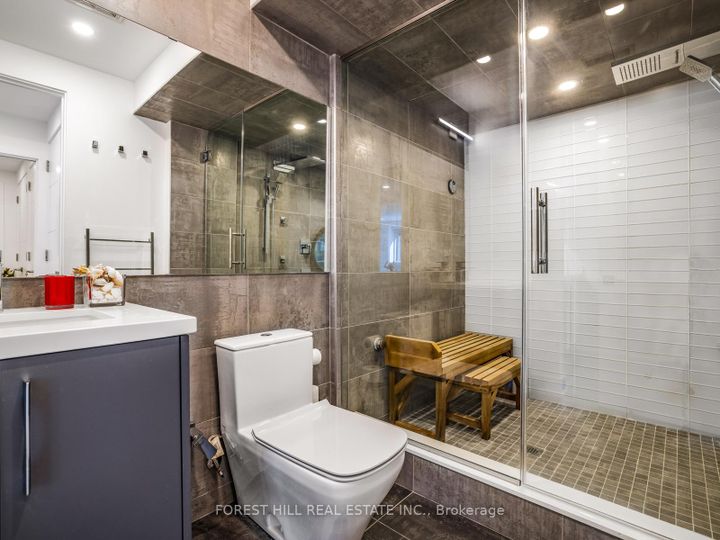 Photo 20 at 16 Viamede Crescent, Bayview Village, Toronto