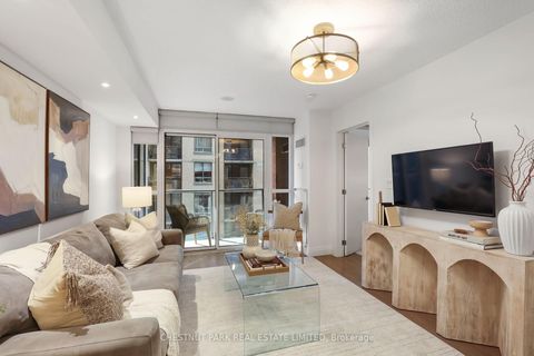 Photo 0 at 507 - 126 Simcoe Street, Waterfront Communities C1, Toronto