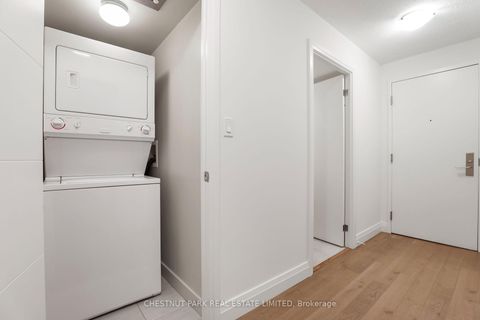 Photo 18 at 507 - 126 Simcoe Street, Waterfront Communities C1, Toronto