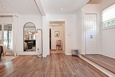 Photo 5 at 82 Centre Street, Aurora Village, Aurora Photo 5 at 82 Centre Street, Aurora Village, Aurora