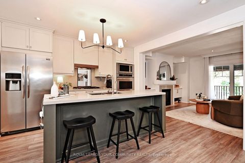 Photo 13 at 82 Centre Street, Aurora Village, Aurora Photo 13 at 82 Centre Street, Aurora Village, Aurora