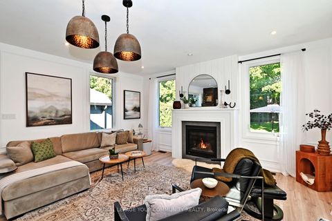 Photo 24 at 82 Centre Street, Aurora Village, Aurora Photo 24 at 82 Centre Street, Aurora Village, Aurora