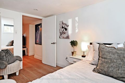 Photo 36 at 82 Centre Street, Aurora Village, Aurora Photo 36 at 82 Centre Street, Aurora Village, Aurora