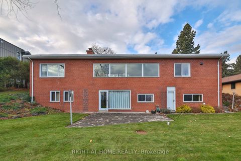 Photo 8 at 59 Hill Crescent, Scarborough Village, Toronto