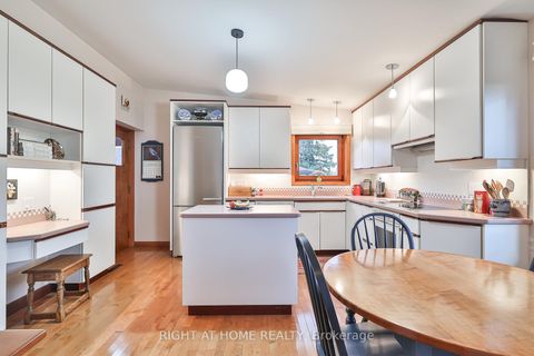 Photo 16 at 59 Hill Crescent, Scarborough Village, Toronto Photo 16 at 59 Hill Crescent, Scarborough Village, Toronto