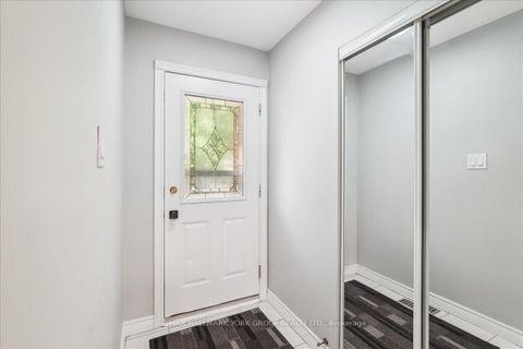 Photo 4 at 20 Abbeville Road, Woburn, Toronto