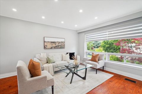 Photo 7 at 20 Abbeville Road, Woburn, Toronto