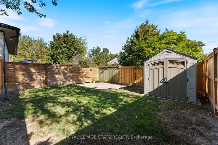 Photo 45 at 103 Wise Crescent, Huntington, Hamilton