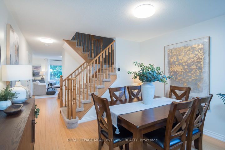 Photo 4 at 698 Edwards Avenue W, BE Beaty, Milton