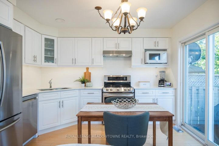 Photo 5 at 698 Edwards Avenue W, BE Beaty, Milton