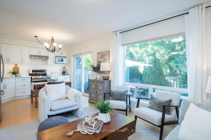 Photo 7 at 698 Edwards Avenue W, BE Beaty, Milton