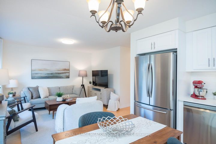 Photo 8 at 698 Edwards Avenue W, BE Beaty, Milton